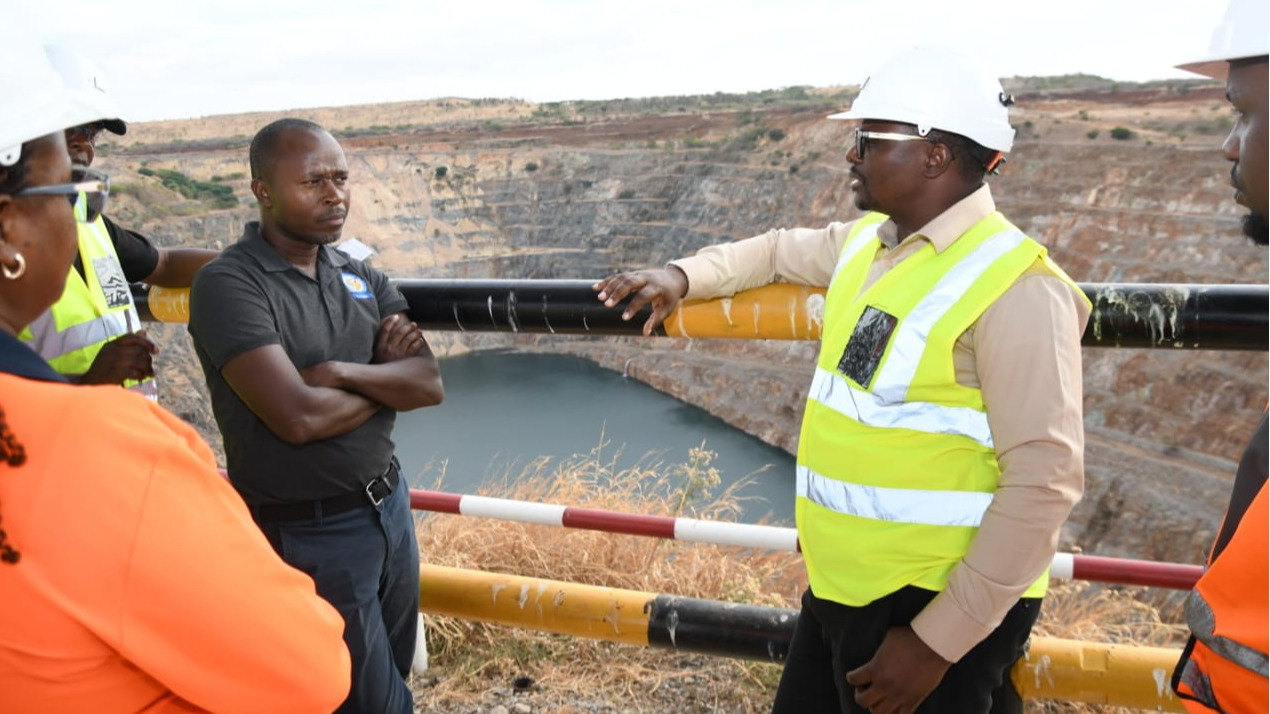 BODI YA MAJI BONDE LA ZIWA VICTORIA YARIDHISHWA NA HATUA ZA UFUNGAJI WA MGODI WA BUZWAGI